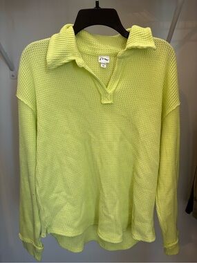 art class Waffle Knit Pullover in Neon Yellow-Green